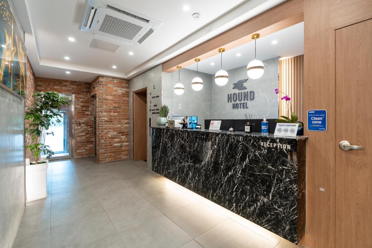 Jecheon Hound Hotel Chech'ŏn Exteriör bild